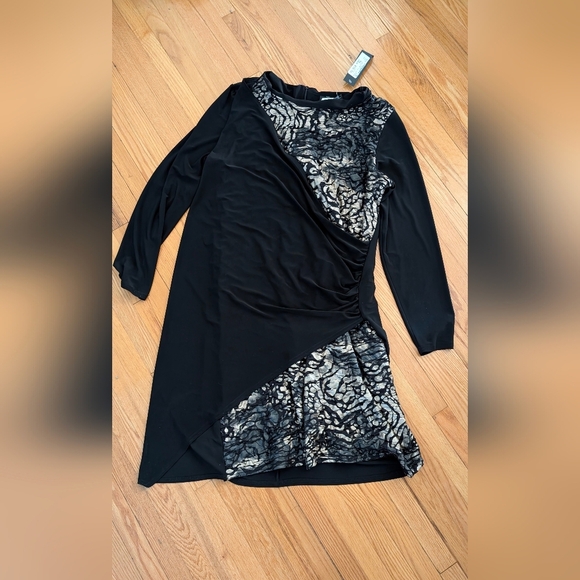 Elegant Black and Silvery Gold Patterned Dress - Picture 1 of 6